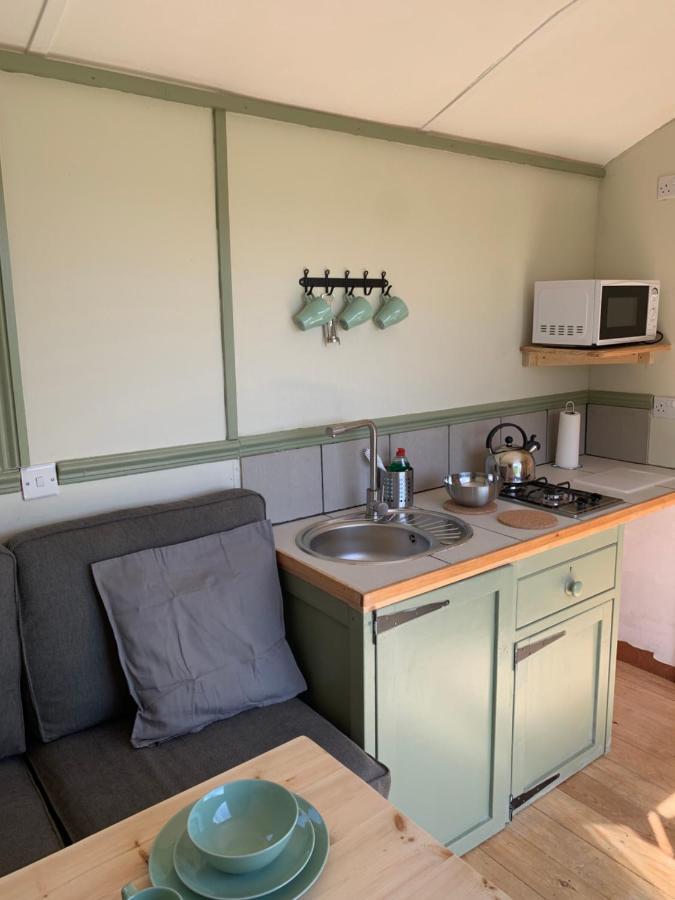 Hillcrest Hut Lejlighed Tenby Eksteriør billede